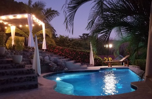 Samara House | A Slice of Paradise, Spectacular Mountain Views near Carrillo and Samara beach