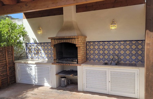 Bensafrim Villa | A south-facing, Mediterranean-style villa on 2 levels, walled and gated in a tranquil country setting, yet only 10 minutes from the popular historic, seafront city of Lagos in the Western Algarve