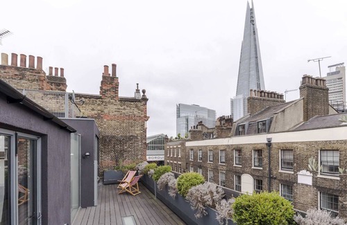 South Bank House | A Starry Starry Night - Borough - by Frankie Says