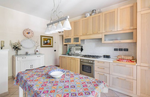 San Giuliano a Mare Apartment | A stone's throw from Borgo San Giuliano Apartment