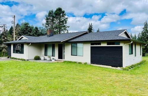 Clark County House | A stunning one of a kind home on beautiful Acreage