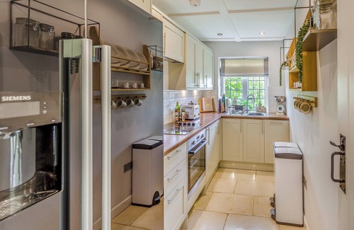 Smarden Cottage | A stunning property set in an idyllic setting with views and beautiful surroundings.