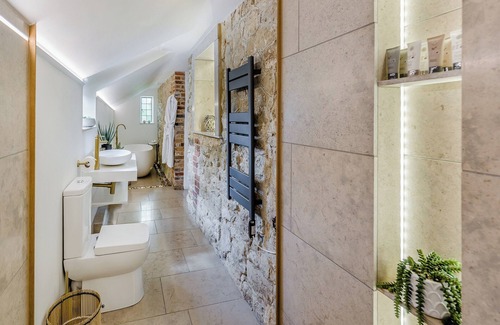 Smarden Cottage | A stunning property set in an idyllic setting with views and beautiful surroundings.