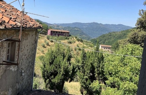 Villa Bascilica House | A stunning property with beautiful views across the valley towards Lucca