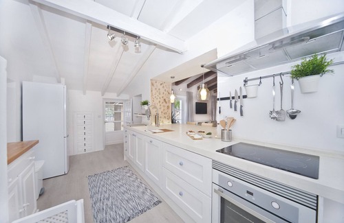 Genova House | A stunning rustic villa, renovated in a very chic mix of styles