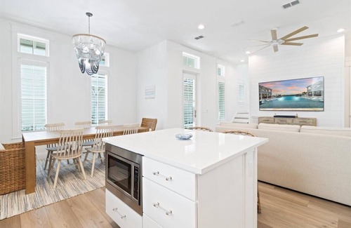 Port Aransas Cottage | A Stylish Coastal Retreat with Resort Amenities at Cinnamon Shore South