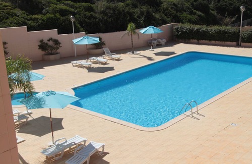 Sao Martinho do Porto Apartment | A Stylish Two Bedroom Apartment On Headland Of Sao Martinho Do Porto
