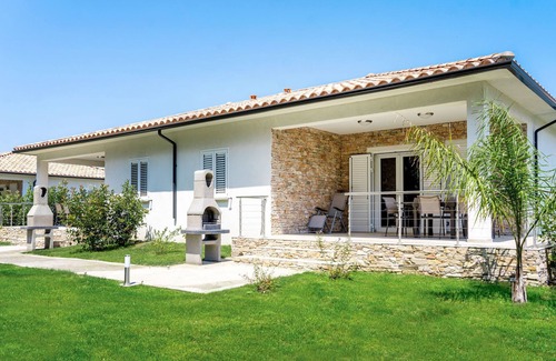 Ghisonaccia House | A Suara by Interhome