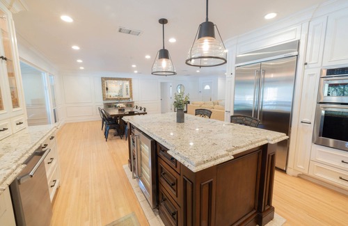 Whittier House | A Sweet Retreat /LA Attractions/Disney/Beaches