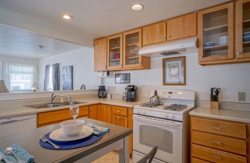 Pacific Grove House | A Tiny House - Pacific Grove House - Small is Beautiful