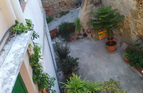 Kalsa House | A Town House, with rooftop terrace, at the heart of the Old Town.