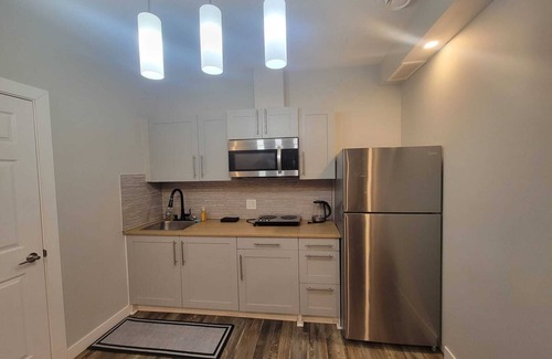 Southeast Calgary House | A tranquil 2-bedroom basement in SE Calgary