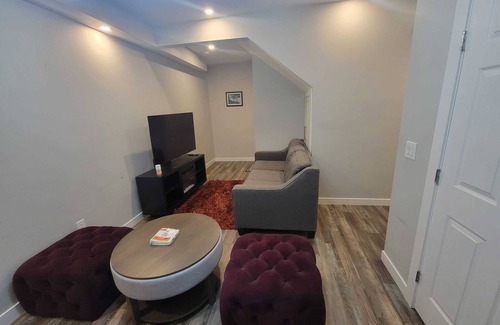 Southeast Calgary House | A tranquil 2-bedroom basement in SE Calgary