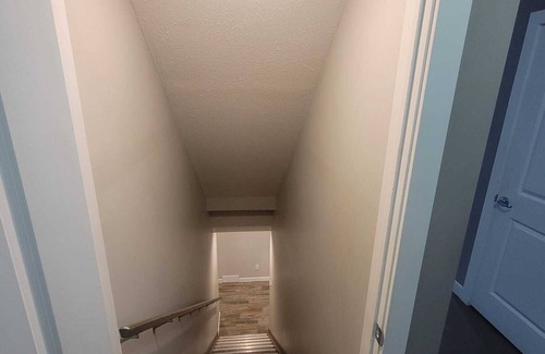 Southeast Calgary House | A tranquil 2-bedroom basement in SE Calgary