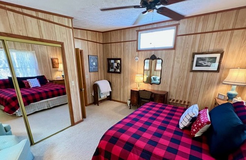 Boone Cottage | A Troutsong on Rushing Stream-Minutes to Boone!