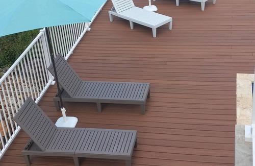 Nazareth Villa | A true oceanfront villa with amazing sunsets and pool. Very nice location.