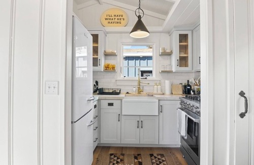 Crescent Bay Villa | A Unique property w/3 charming Cottages and an Apartment awaits you .N Laguna.