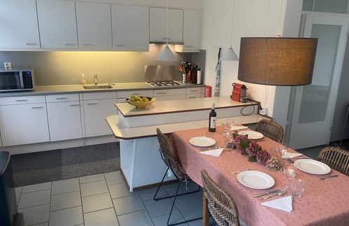 Oostkapelle House | A very nice holiday bungalow, with a pretty garden around, near beach & sea