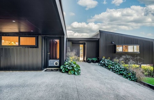 Mapua House | A very popular holiday home with great reviews