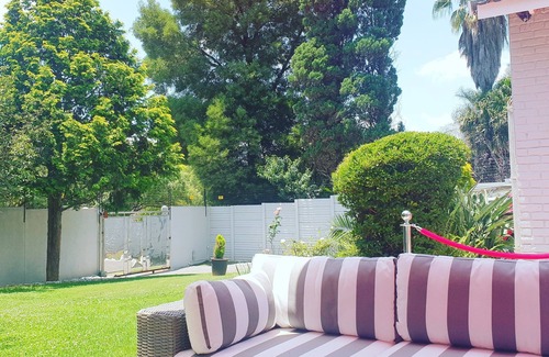 Greater Johannesburg Metropolitan Area House | A very secured and private place.