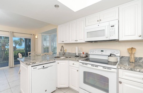 Palm Island Villa | A View of the Gulf of Mexico, Plus Access to All the Resort Amenities! A3514A