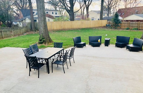 Buechel House | A Warm Welcome Home to Quiet Comfort
