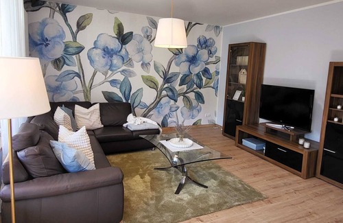 Weitramsdorf Apartment | A warm welcome to our new holiday flat "Hereinspaziert".n2 Persons/85m2