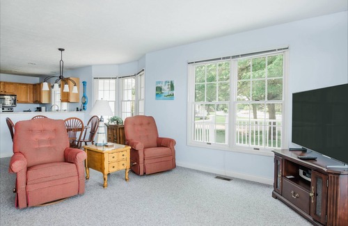 Manistee Cottage | A Wave From It All - Cottage at Harbor Village