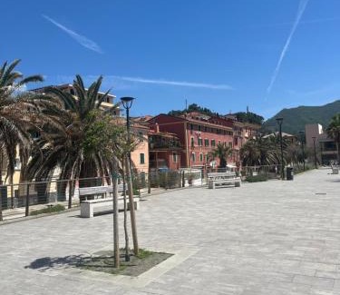 Riva Trigoso Apartment | A window to the sea