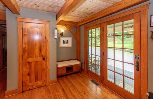 Oakland House | A Winter View: Lake Area, Hot Tub, Fire Pit, Fireplace, Gas Grill!