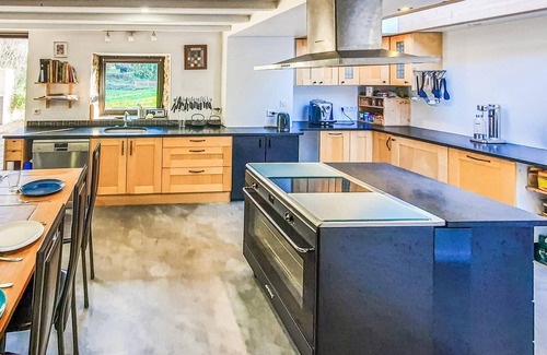 Plougastel-Daoulas House | A wonderful stone house in the west of France, not far from the coast and the city.