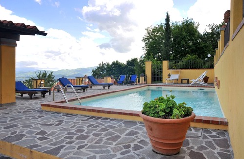 Gattaia House | A wonderful holiday immersed in the nature in a quiet and peaceful place!