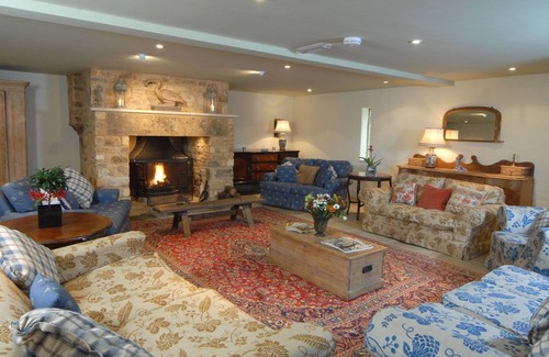 Chipping Campden House | A wonderfully restored barn and a fabulously spacious home away from home.