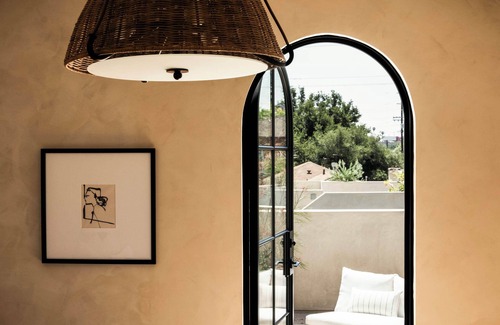 Los Angeles House | A Work of Art - Home Right By DTLA/Dodger Stadium