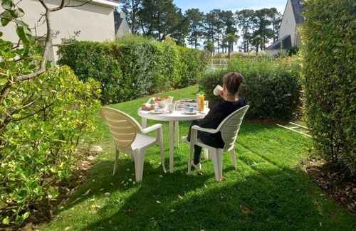 Fouesnant Apartment | A07- Apt PMR 4/5 pers, sea view, beach, swimming pool