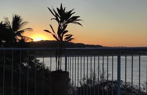 Hidalgo House | A1 Luxury Perch With Private Pool, Amazing Views