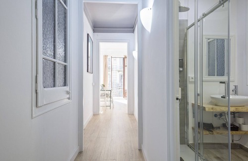 L'Antiga Esquerra de l'Eixample Apartment | A21