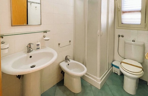 Fondo Morte Apartment | A6 third row foreground