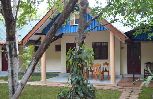 Dambulla Bed & Breakfast | A9 Inn Hotel