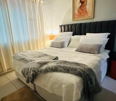 Maitland House | AAA Luxury Homes