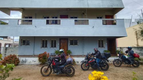 Tiruvannamalai House | Aadhya guest house