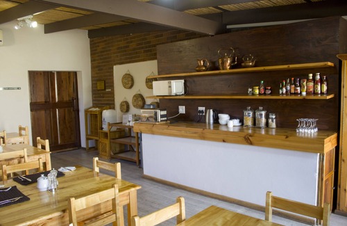 Graaff-Reinet Bed & Breakfast | Aan Die Oewer Guest House