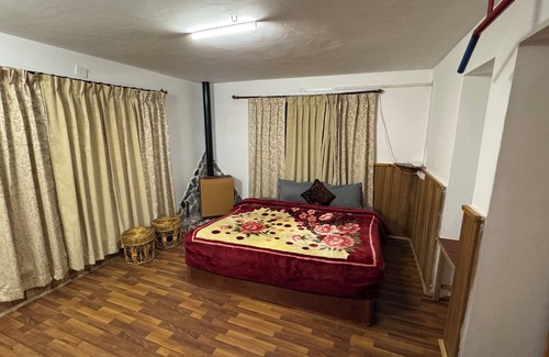 Sissu Hotel | Aangn - Where every stay feels like Home