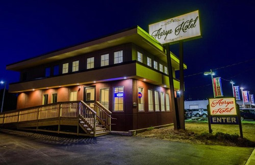 Niagara Falls Hotel | Aarya Hotel By Niagara Fashion Outlets