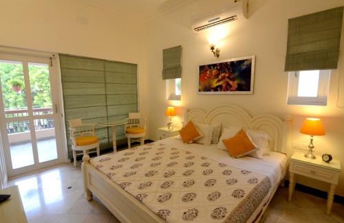 Mahmoorganj House | Aashray Homestay