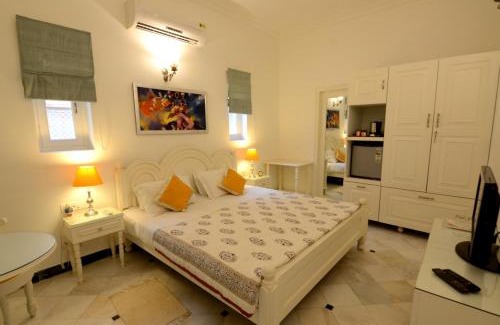 Mahmoorganj House | Aashray Homestay