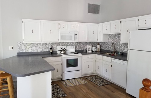 Indian Hills Condo | Abbey Springs 2 BR/1.5 Bath Condo - Sleeps 6