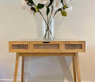 Abbotsford Apartment | Abbotsford Apartment: Yarra River & CBD nearby