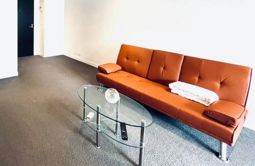 Abbotsford Apartment | Abbotsford Apartment: Yarra River & CBD nearby
