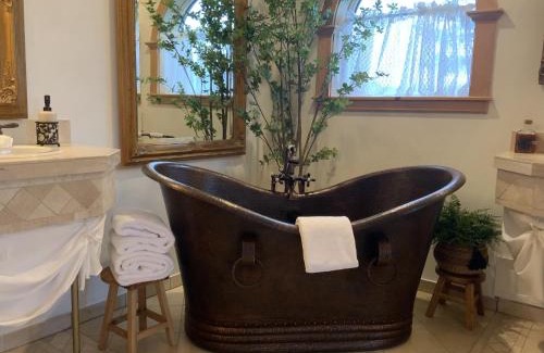 Leavenworth House | Abendblume
